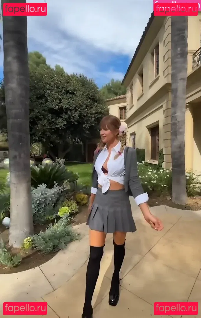 Paris Hilton Onlyfans Photo Gallery 