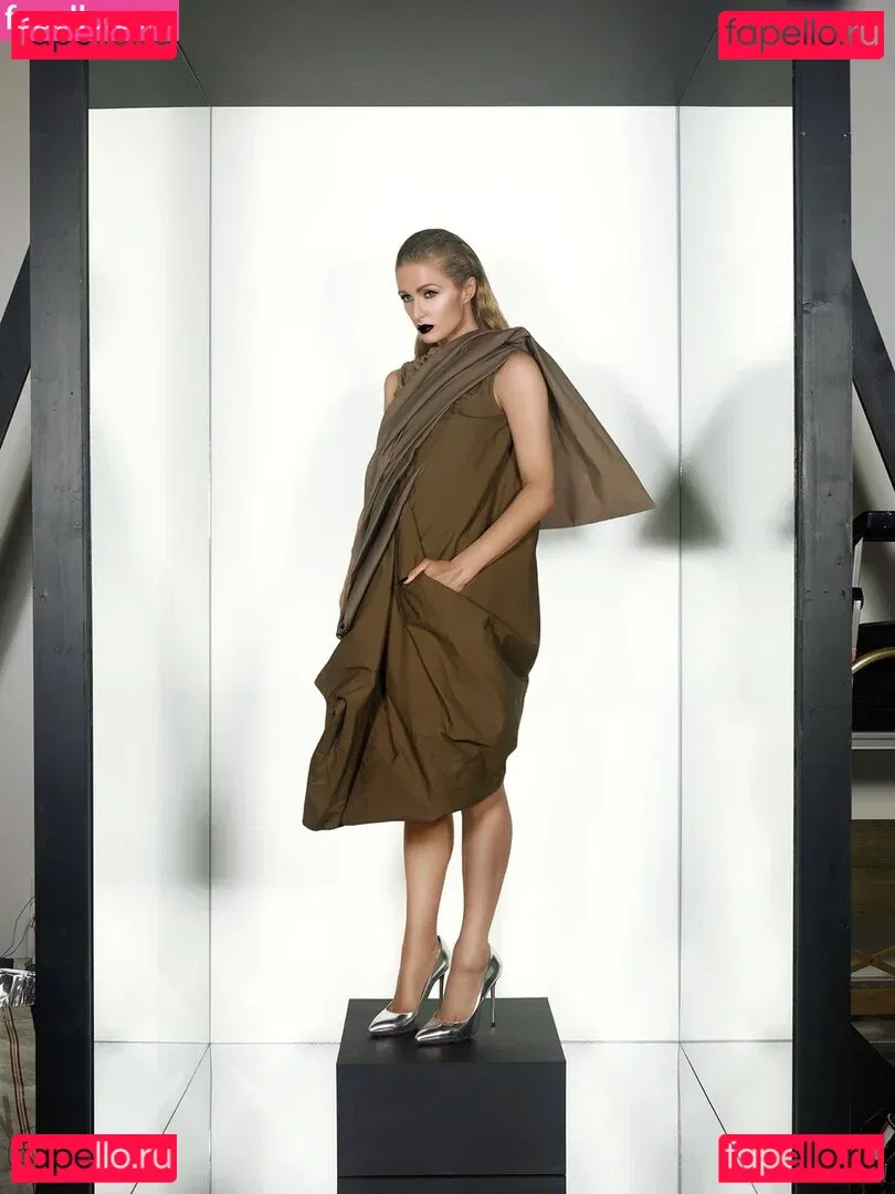 Paris Hilton Onlyfans Photo Gallery 