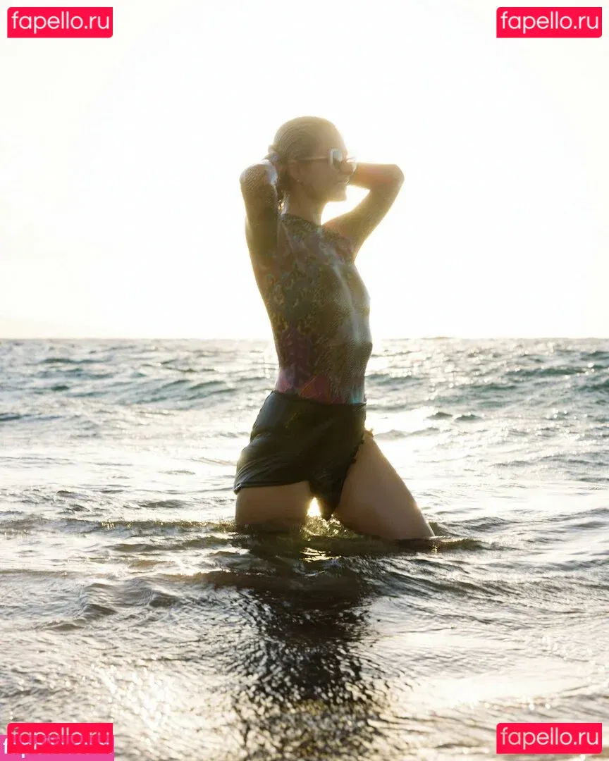 Paris Hilton Onlyfans Photo Gallery 