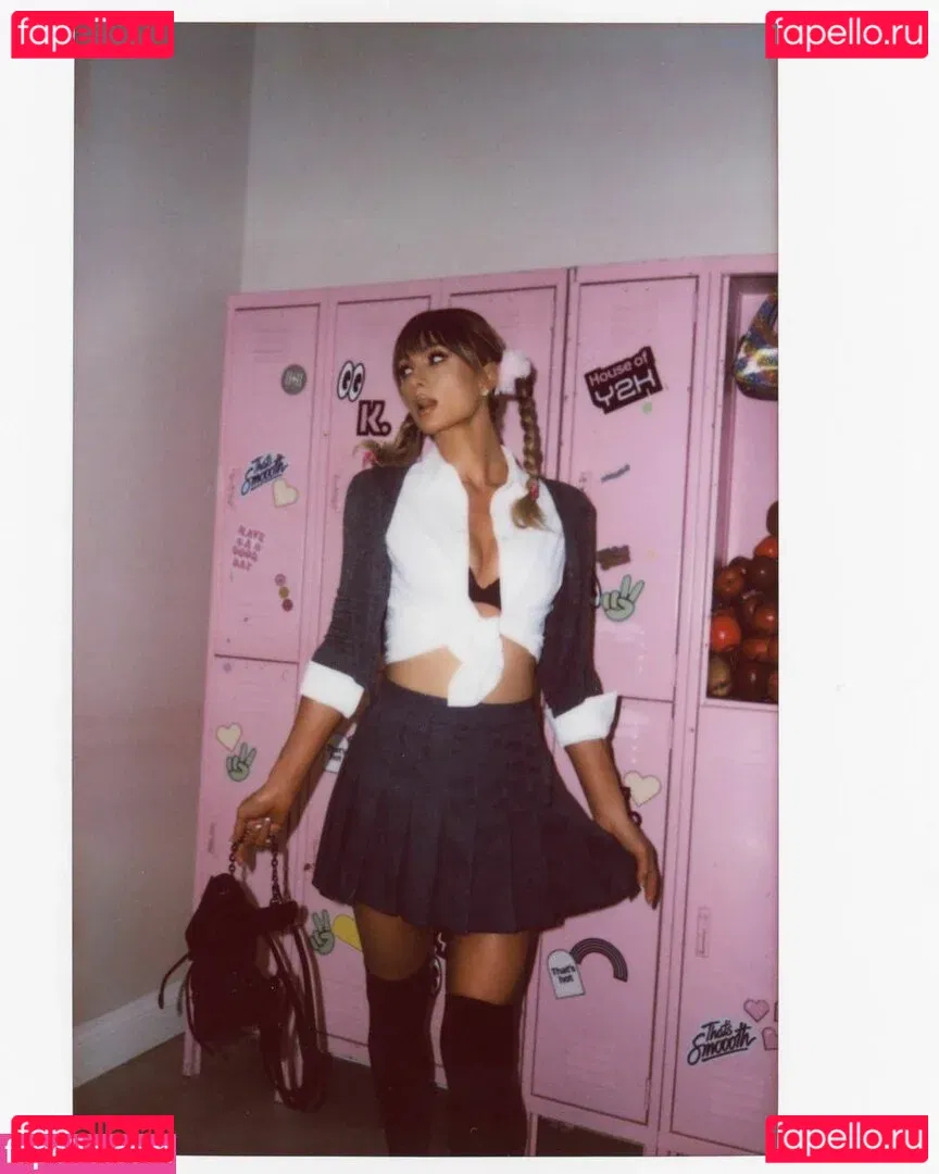 Paris Hilton Onlyfans Photo Gallery 