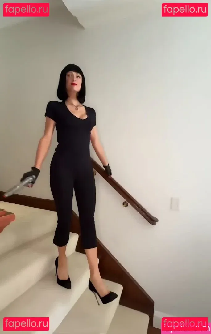 Paris Hilton Onlyfans Photo Gallery 