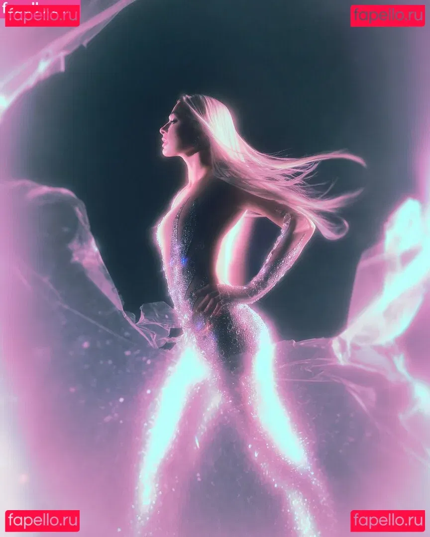 Paris Hilton Onlyfans Photo Gallery 