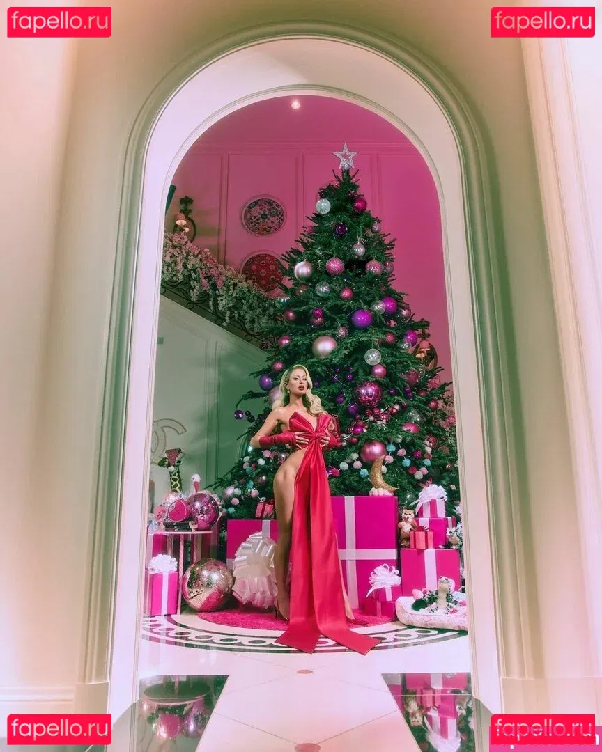 Paris Hilton Onlyfans Photo Gallery 