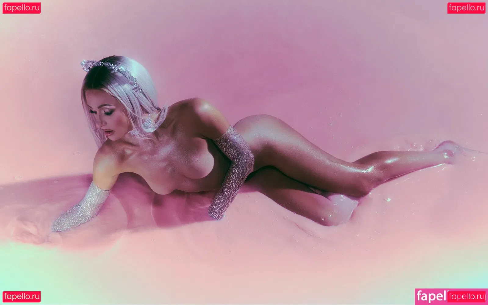 Paris Hilton Onlyfans Photo Gallery 