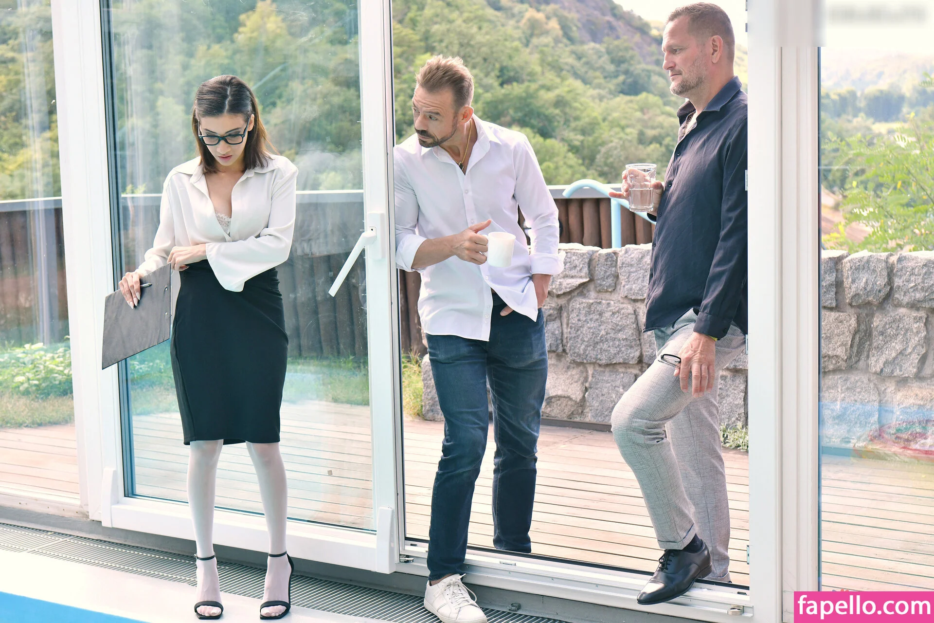 Emily Pink Onlyfans Photo Gallery 