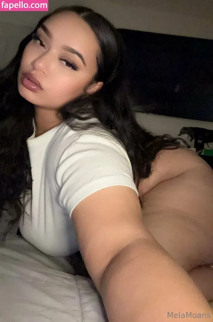 mouthymela Onlyfans Photo Gallery 