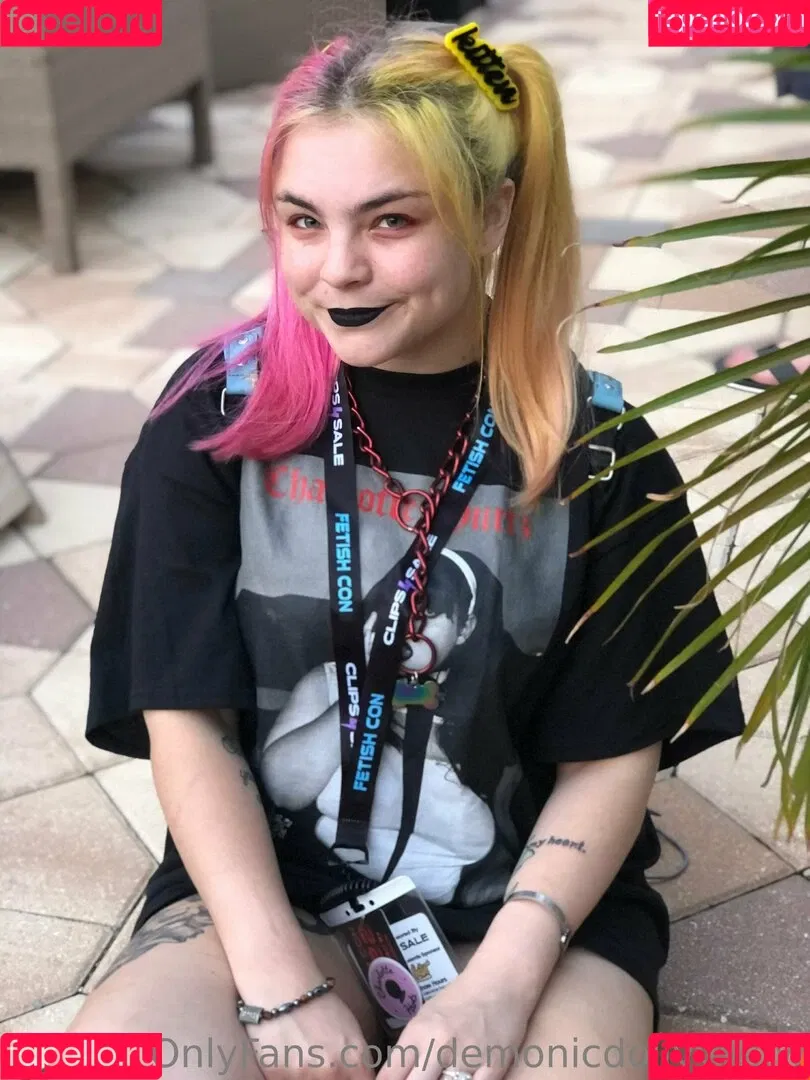 demonicdollyyysfw Onlyfans Photo Gallery 