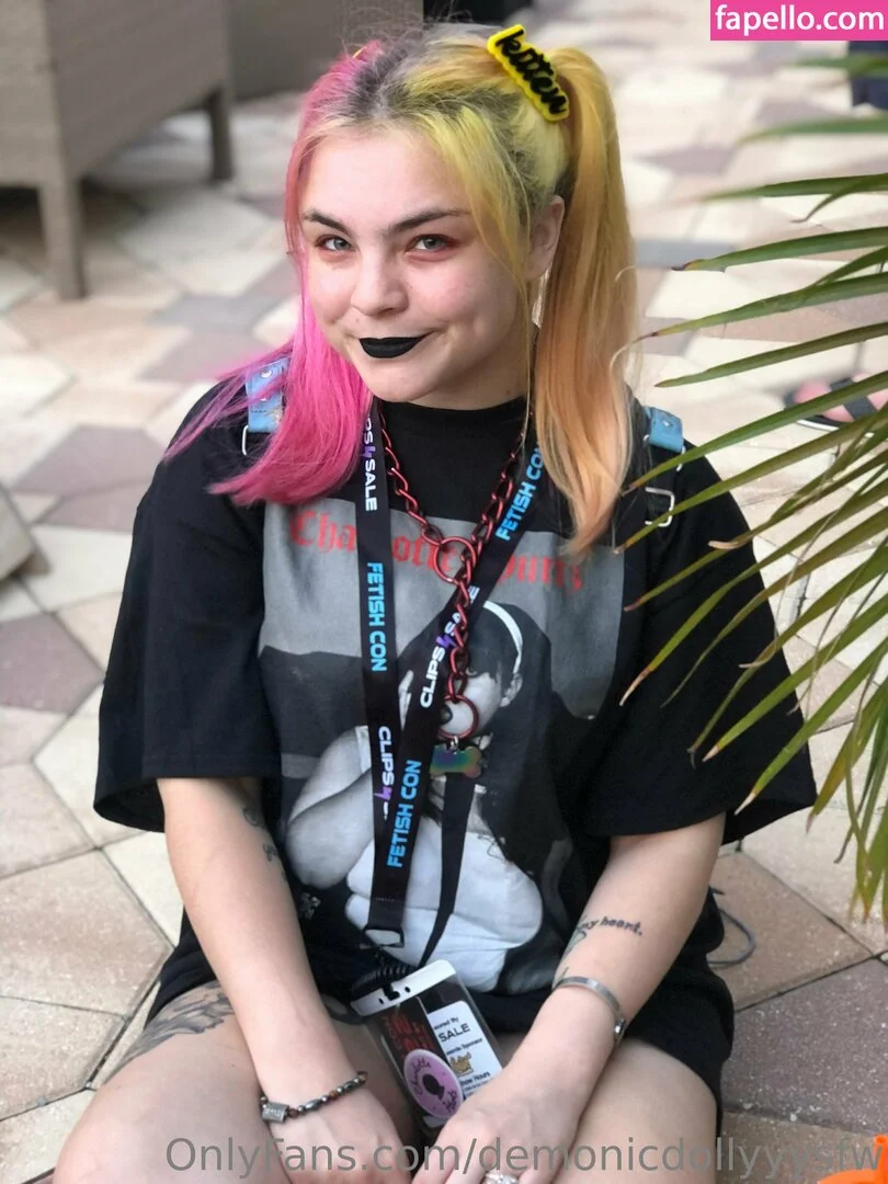 demonicdollyyysfw Onlyfans Photo Gallery 