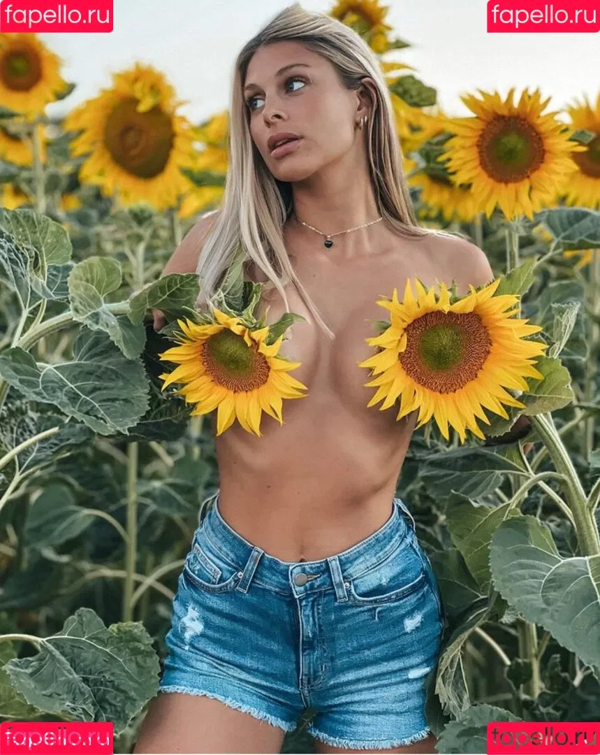 Vanessa Schmitt Onlyfans Photo Gallery 