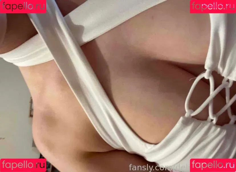 deliciouselena Onlyfans Photo Gallery 