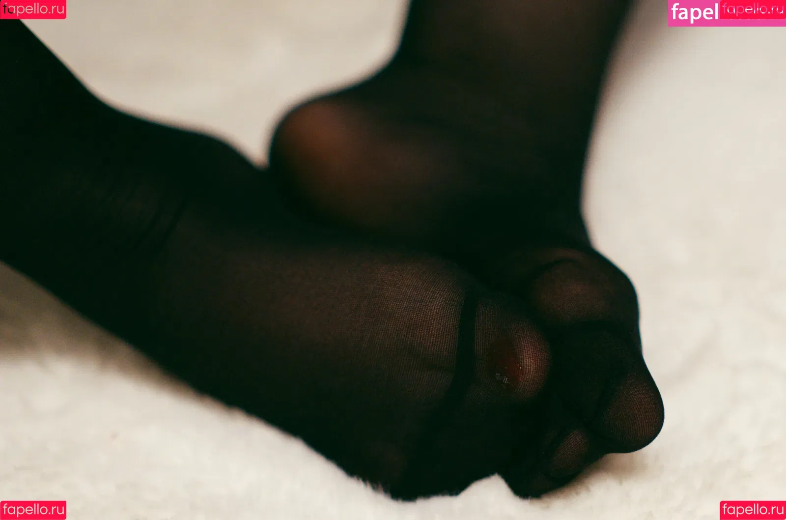 Sexyskyfeet Onlyfans Photo Gallery 