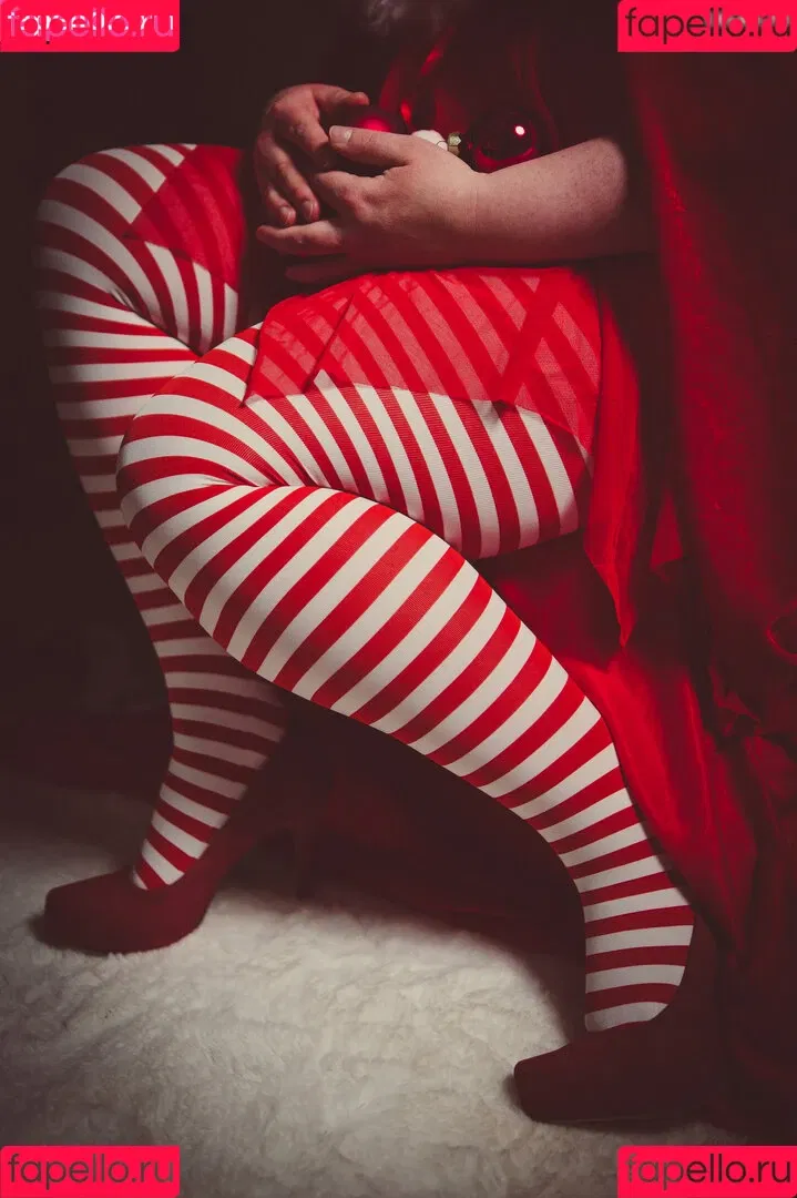 Sexyskyfeet Onlyfans Photo Gallery 