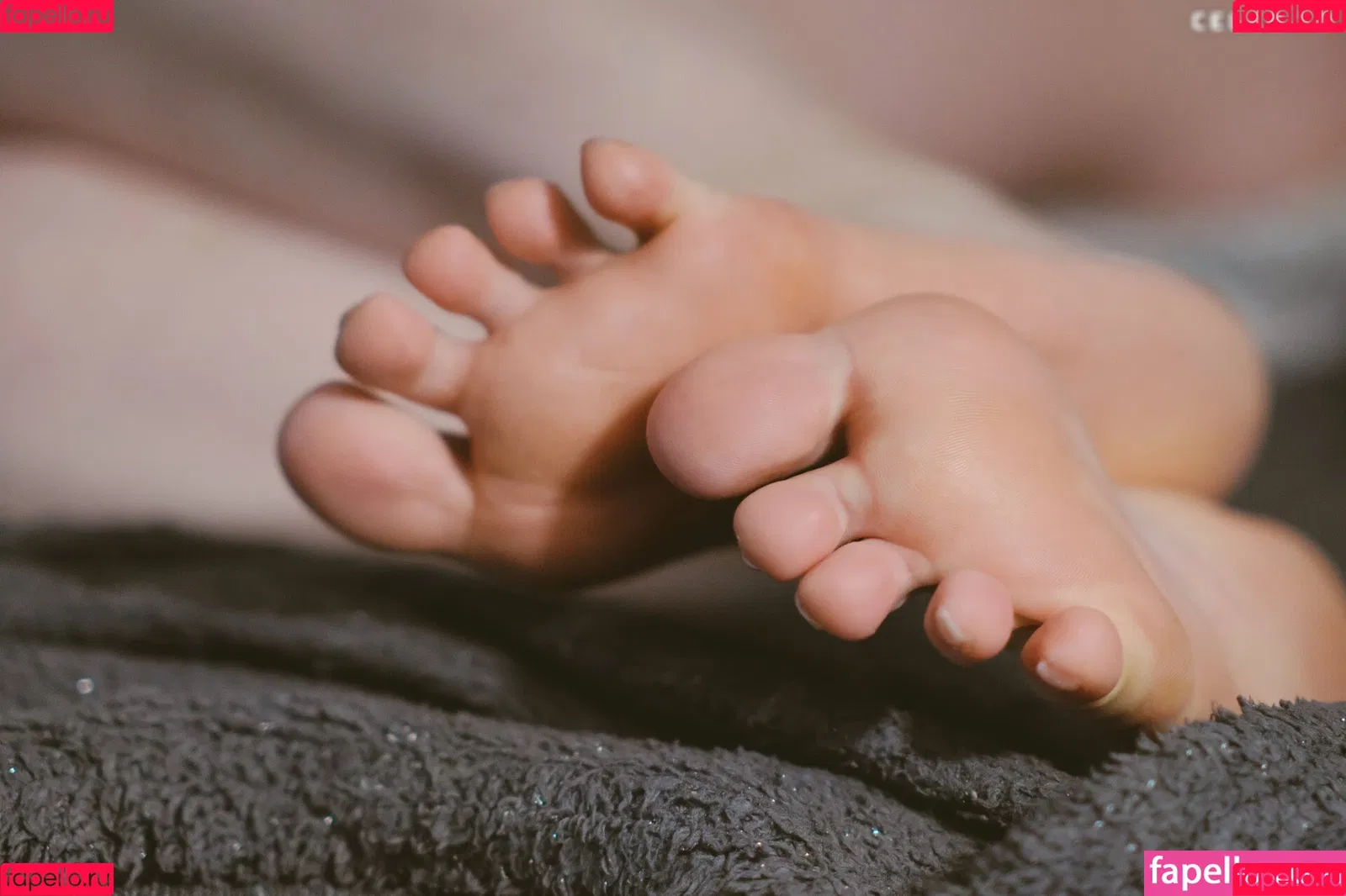 Sexyskyfeet Onlyfans Photo Gallery 