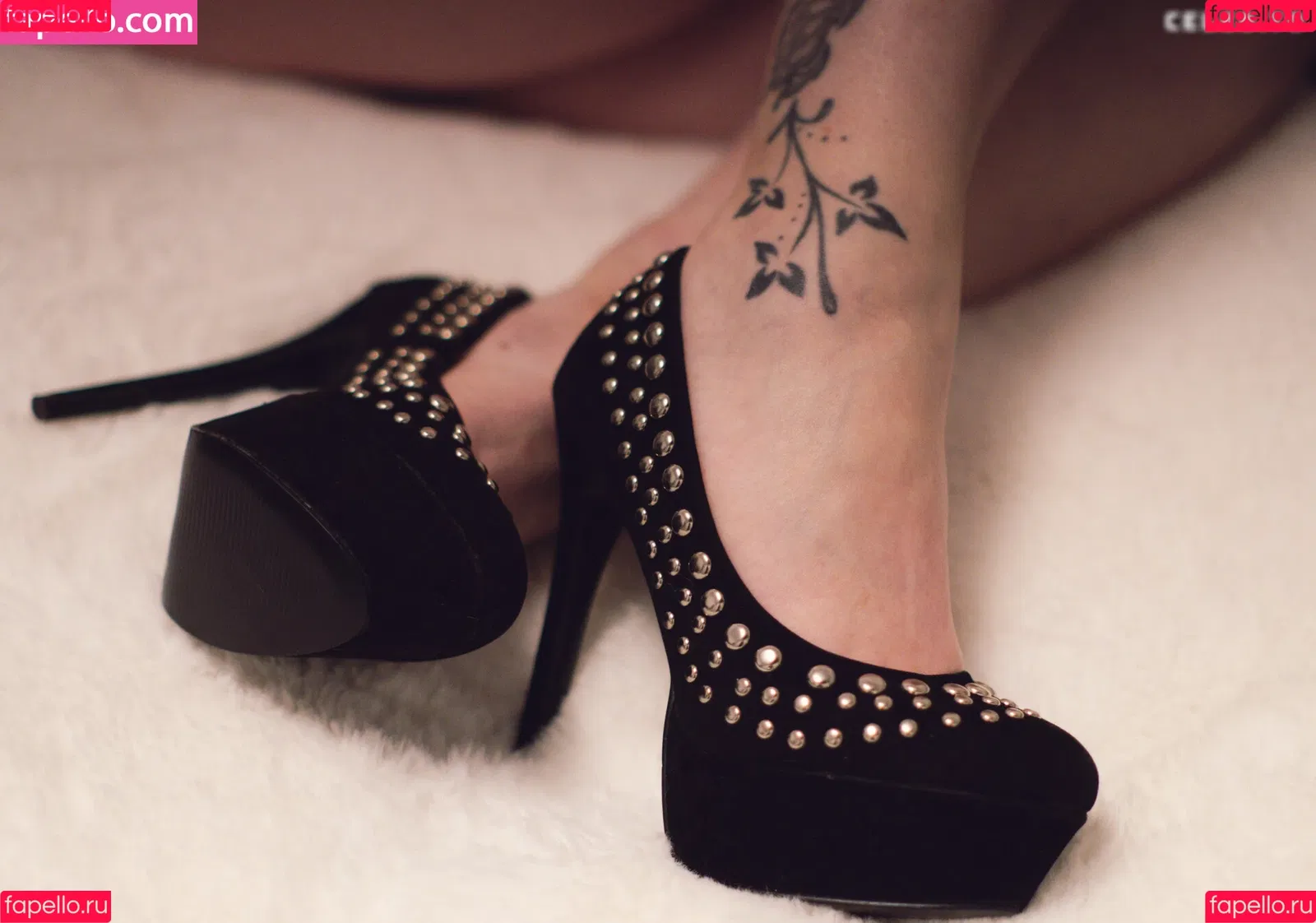 Sexyskyfeet Onlyfans Photo Gallery 