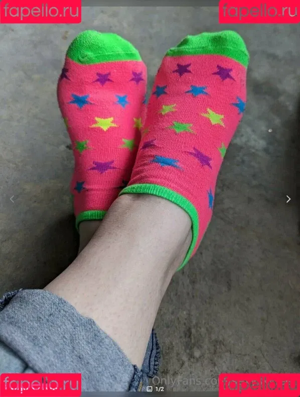 Sexyskyfeet Onlyfans Photo Gallery 