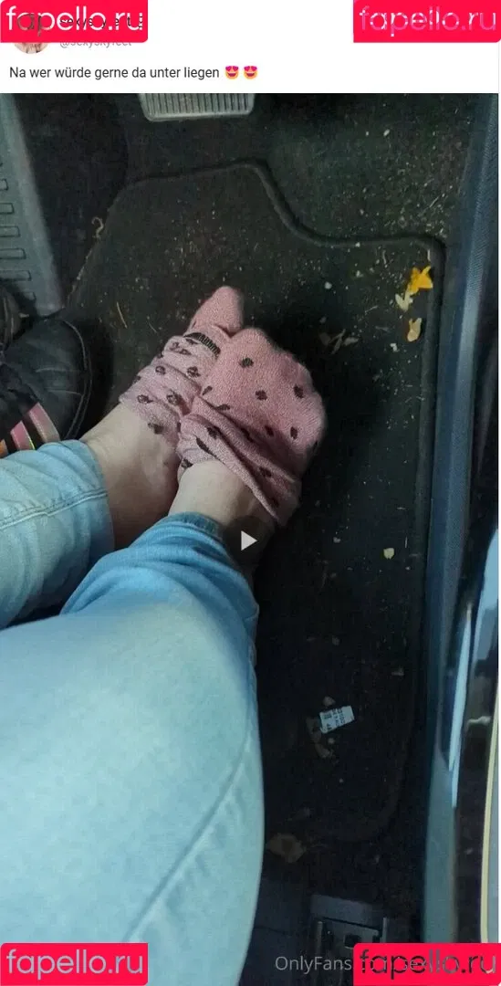 Sexyskyfeet Onlyfans Photo Gallery 