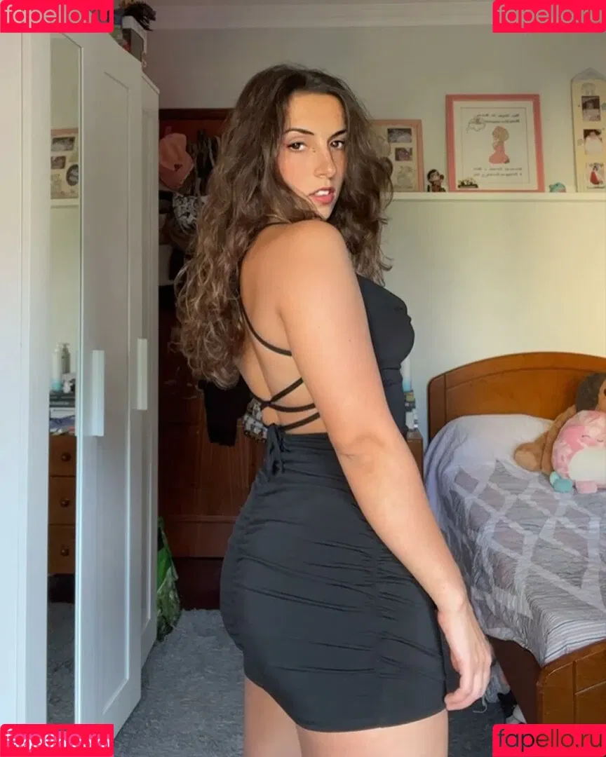 Helena Santos Onlyfans Photo Gallery 