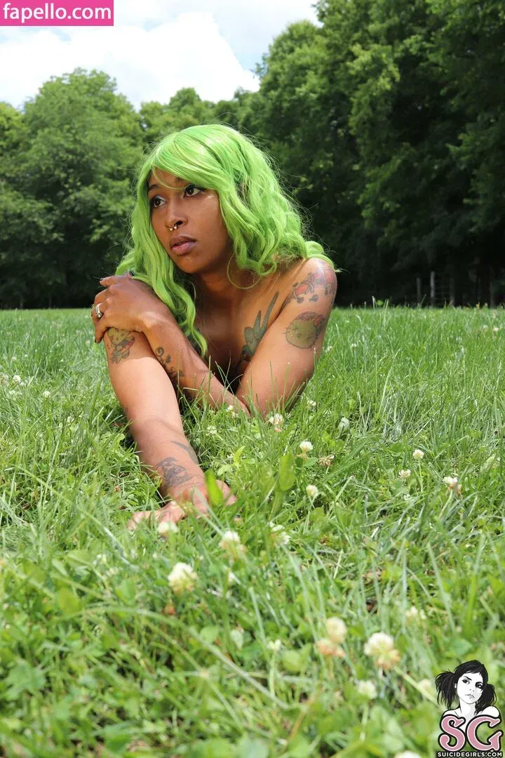 Zebrah SG Onlyfans Photo Gallery 