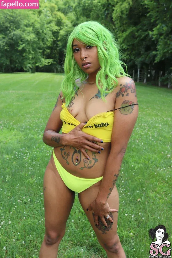 Zebrah SG Onlyfans Photo Gallery 