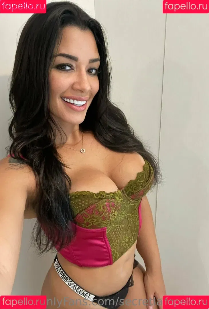 secretlatinarosa Onlyfans Photo Gallery 