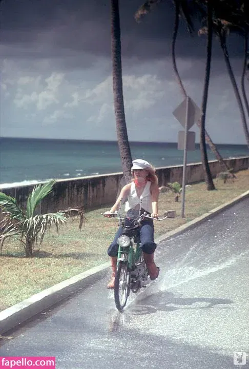 Pamela Jean Bryant Onlyfans Photo Gallery 