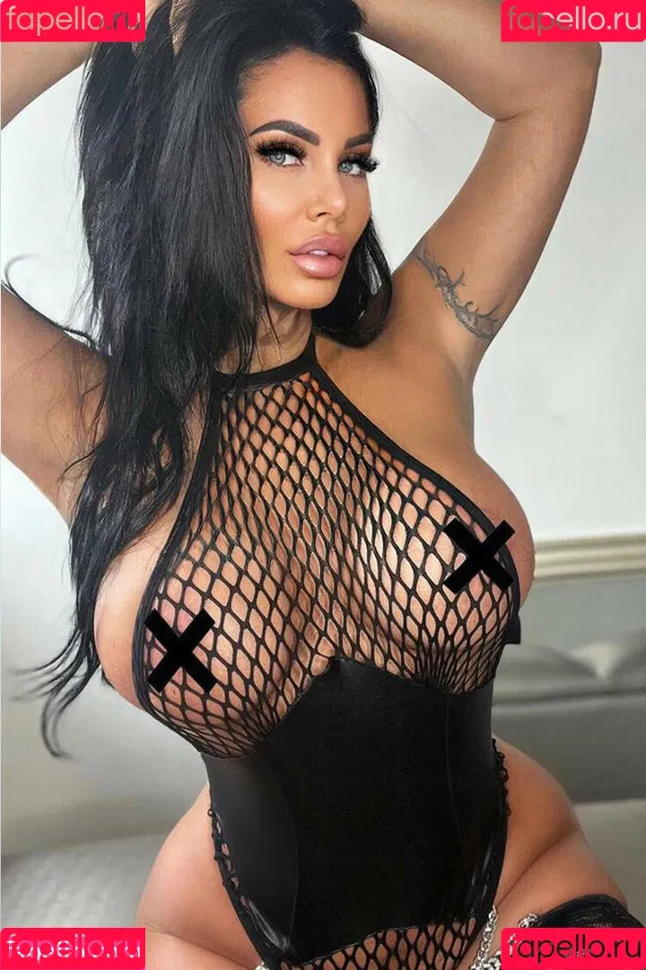 Onlyheni Onlyfans Photo Gallery 