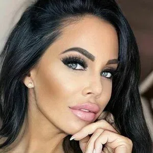 Onlyheni Onlyfans Photo Gallery 