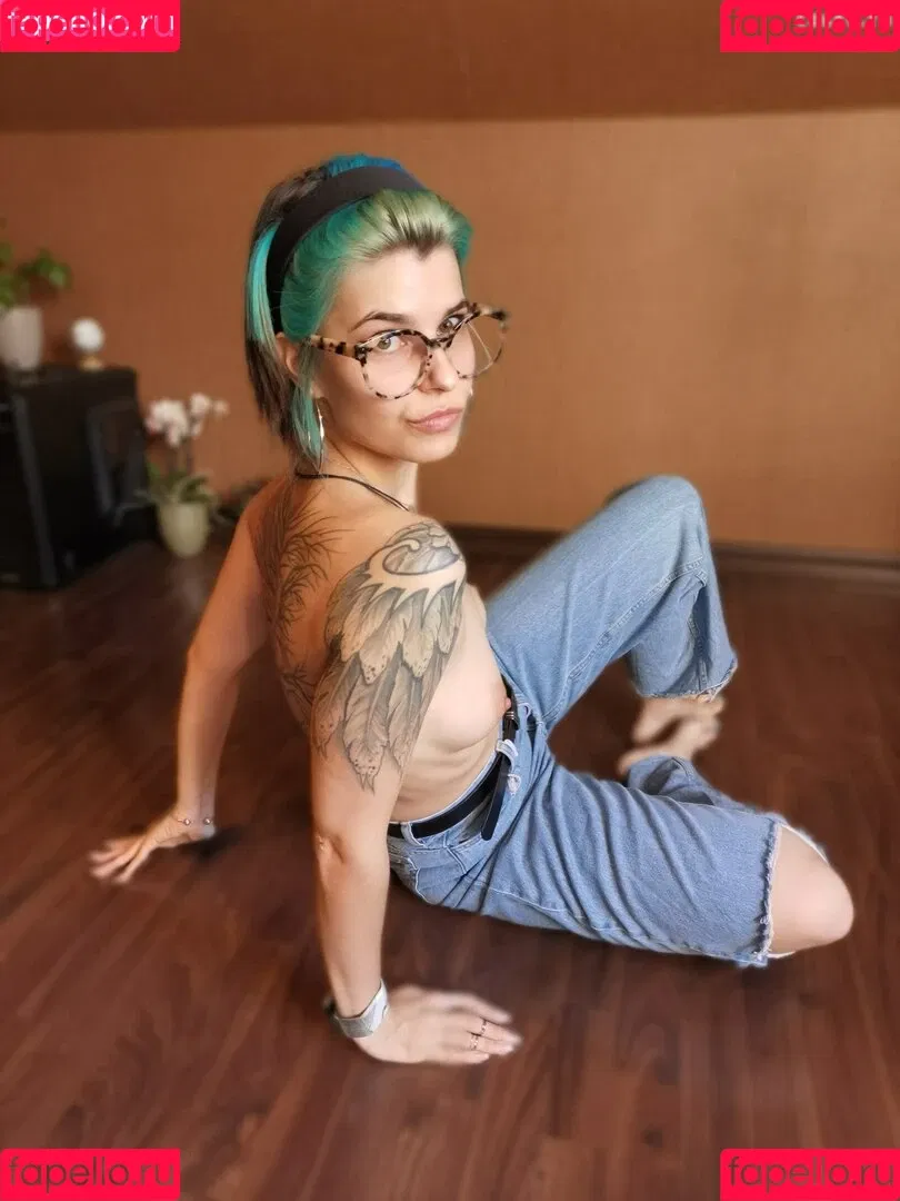 Dexia Onlyfans Photo Gallery 