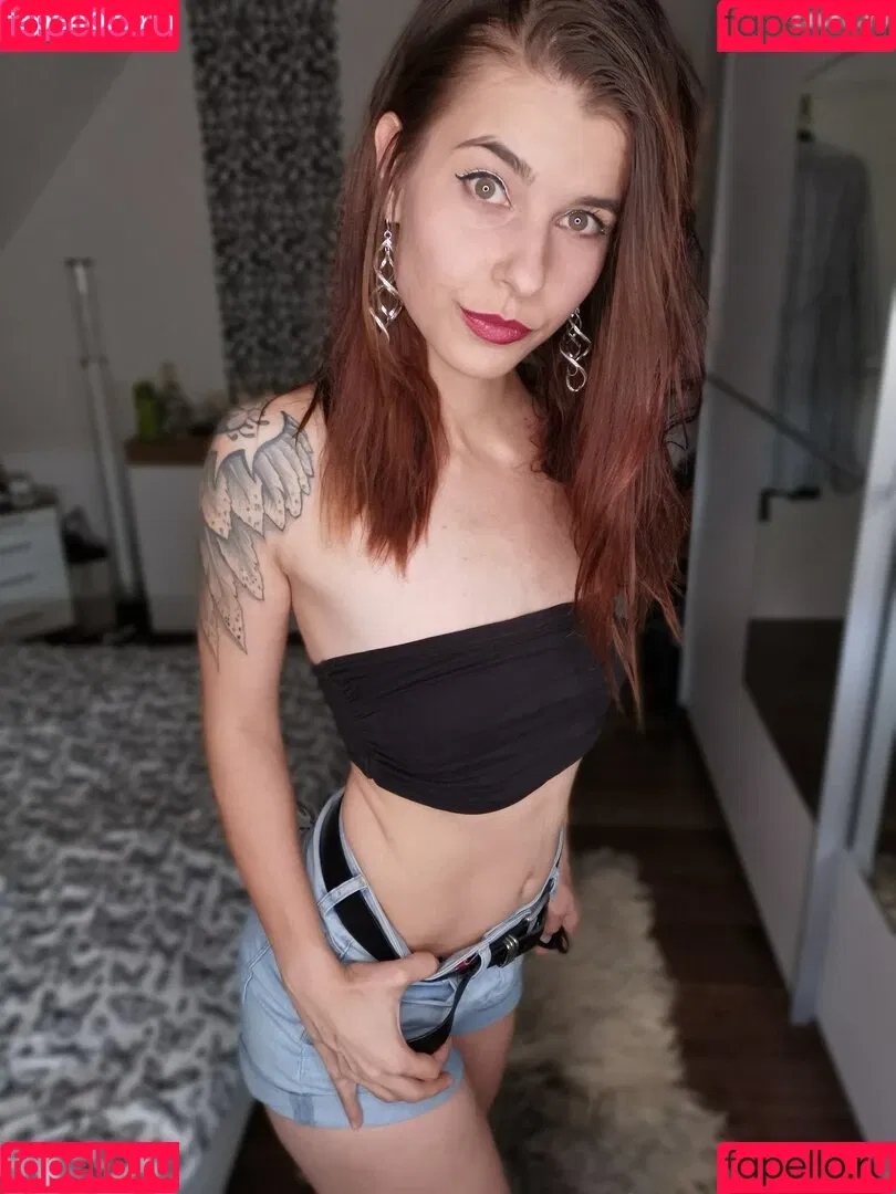 Dexia Onlyfans Photo Gallery 