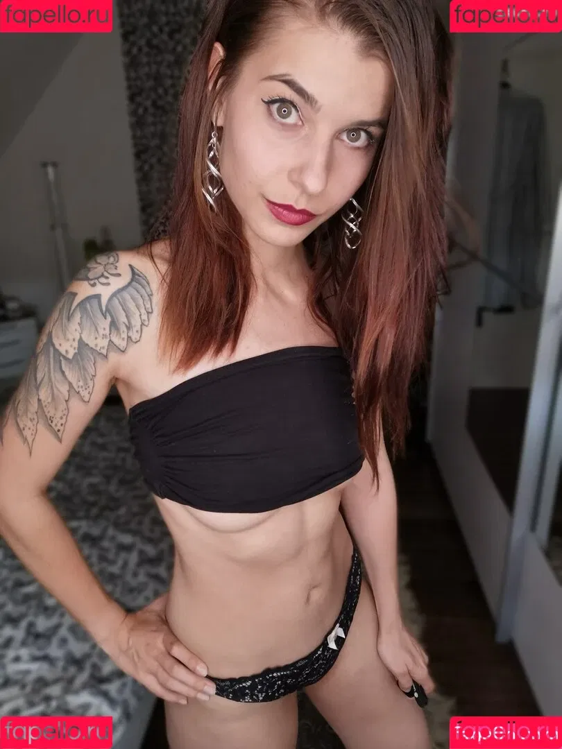 Dexia Onlyfans Photo Gallery 