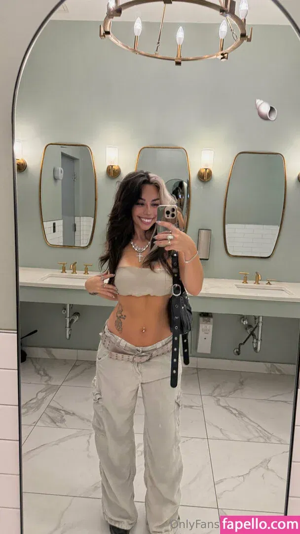 vindylou Onlyfans Photo Gallery 