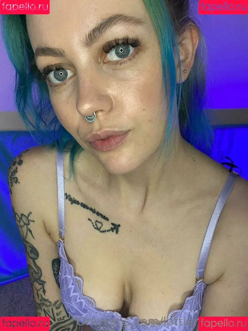 lottienovafree Onlyfans Photo Gallery 