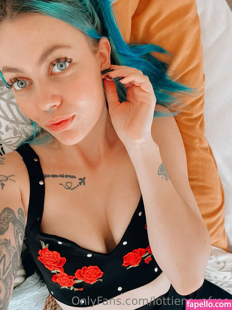 lottienovafree Nude Onlyfans Photo 12