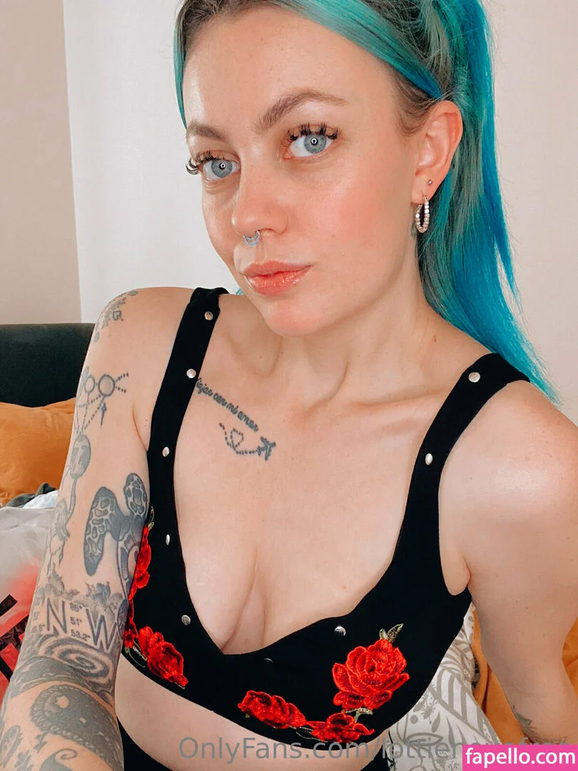 lottienovafree Nude Onlyfans Photo 11