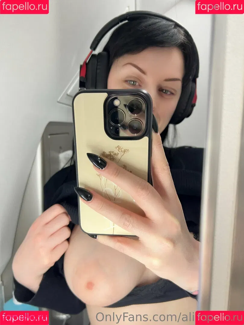 Alissa Noir Onlyfans Photo Gallery 