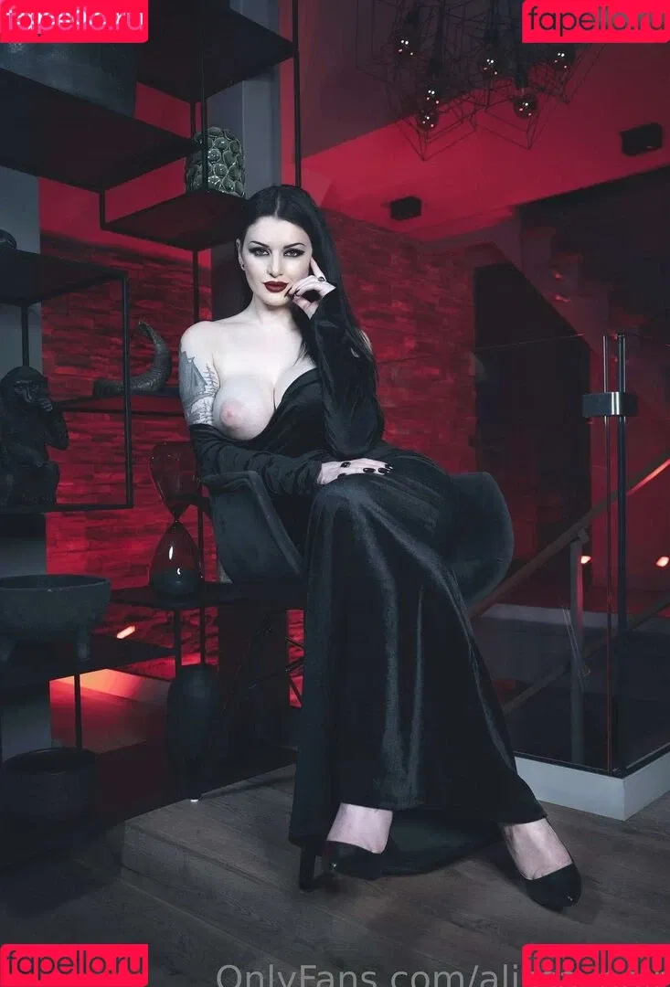 Alissa Noir Onlyfans Photo Gallery 