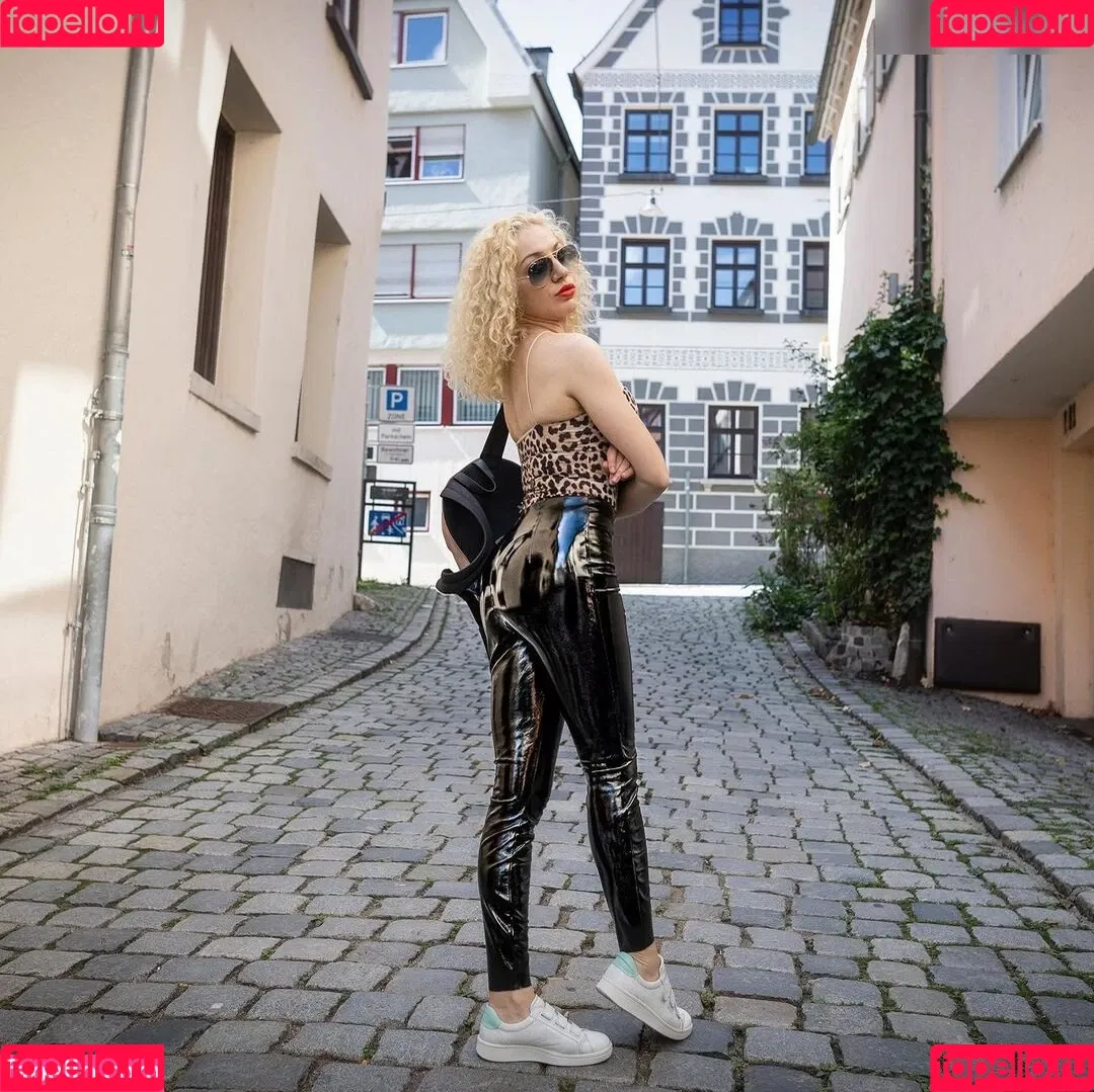 Katya Superb Onlyfans Photo Gallery 