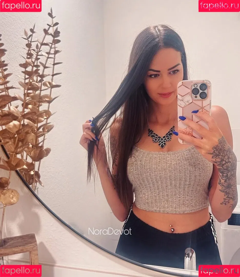 NoraDevot Onlyfans Photo Gallery 