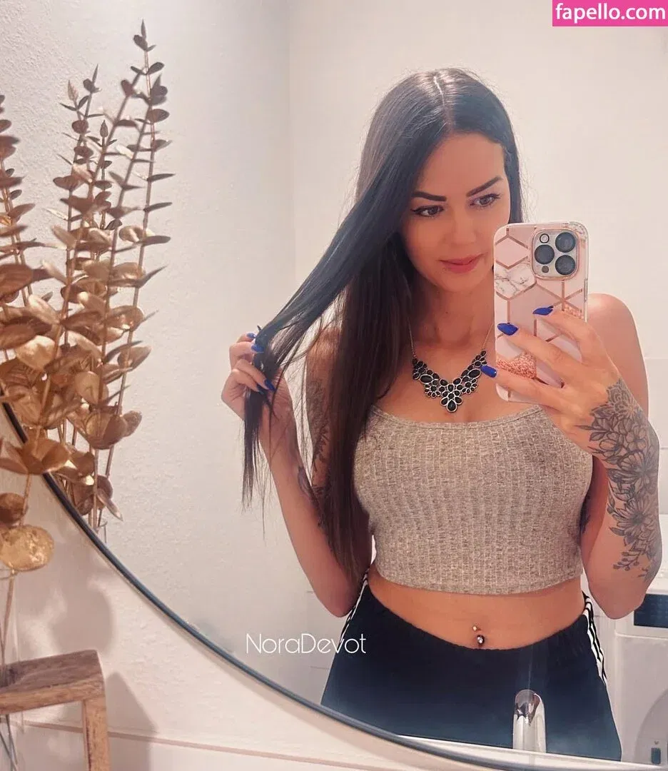 NoraDevot Onlyfans Photo Gallery 