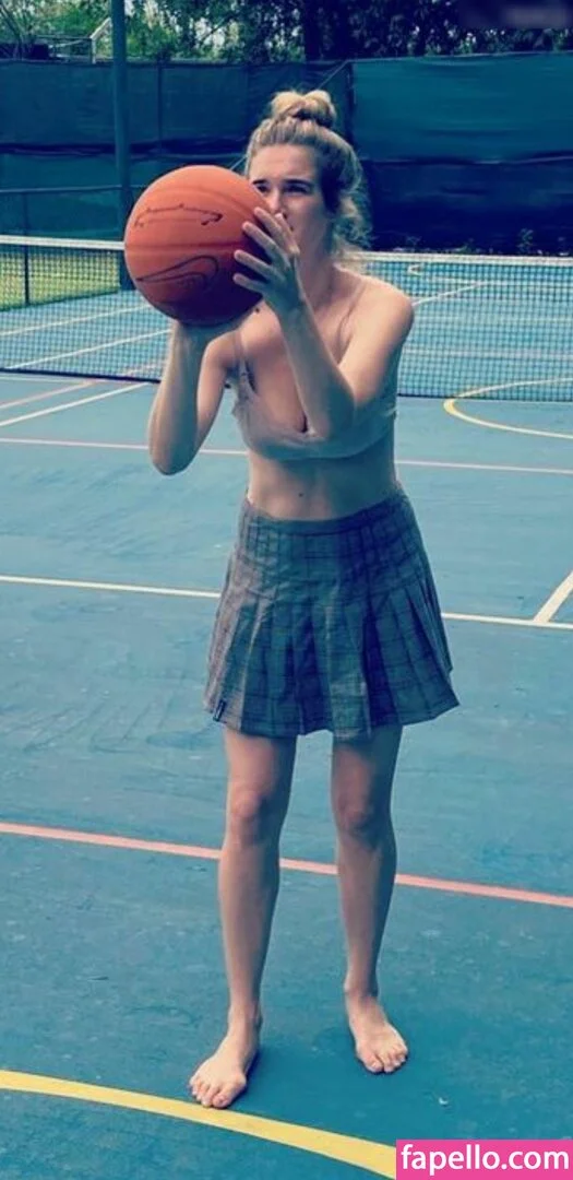 Katjana Gerz Onlyfans Photo Gallery 