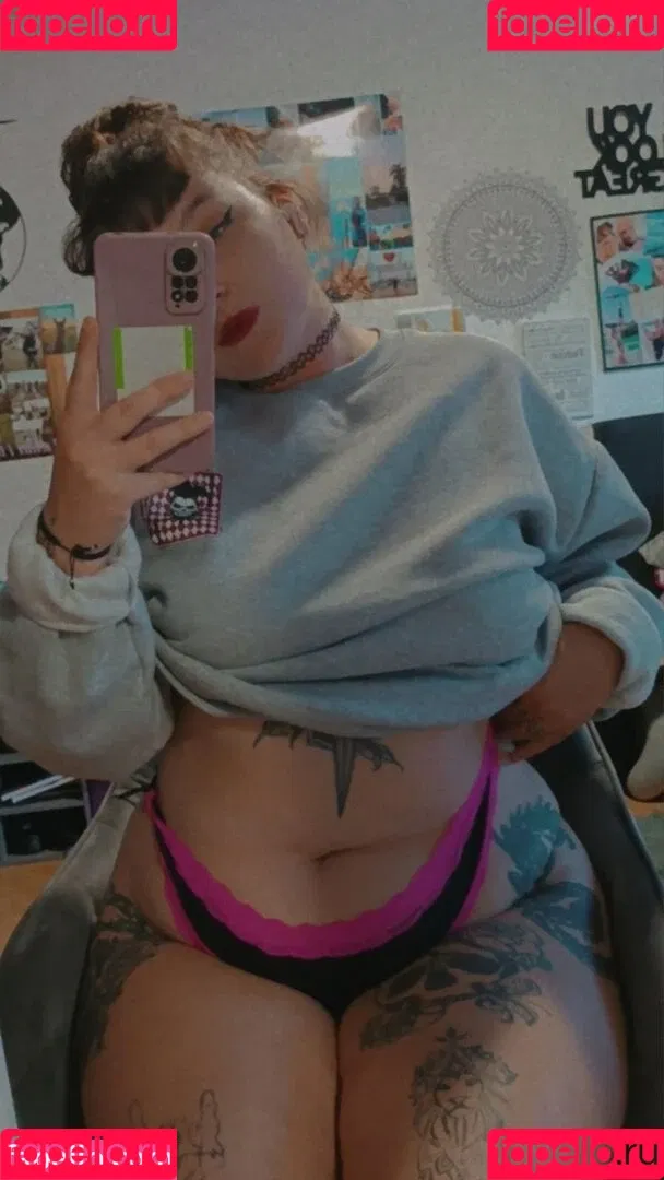 xlenaa_official Onlyfans Photo Gallery 