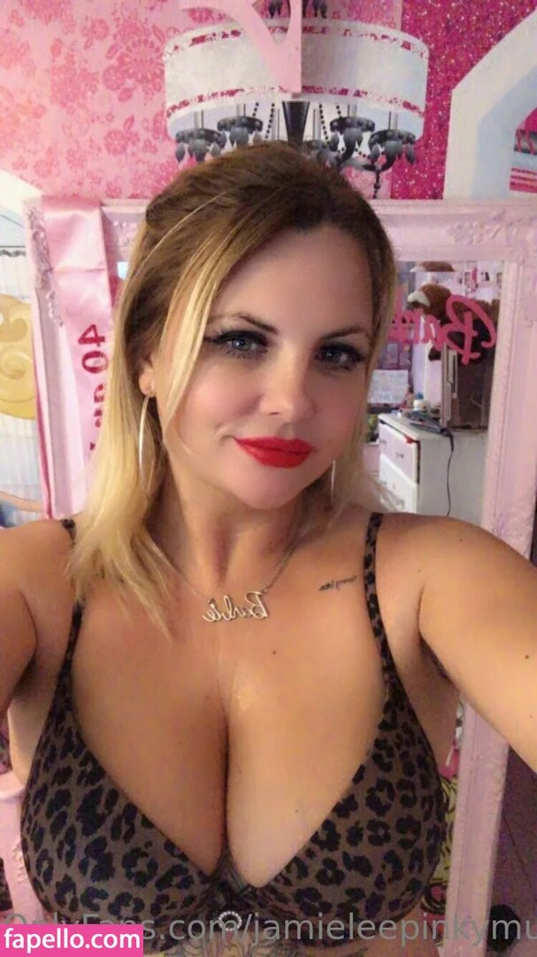 Jamieleepinkymummy Onlyfans Photo Gallery 