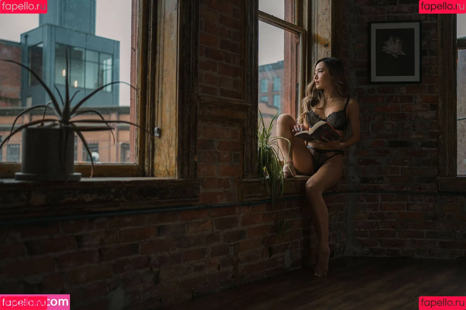 Julie R Onlyfans Photo Gallery 