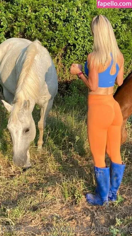 BarbeeBayou Onlyfans Photo Gallery 