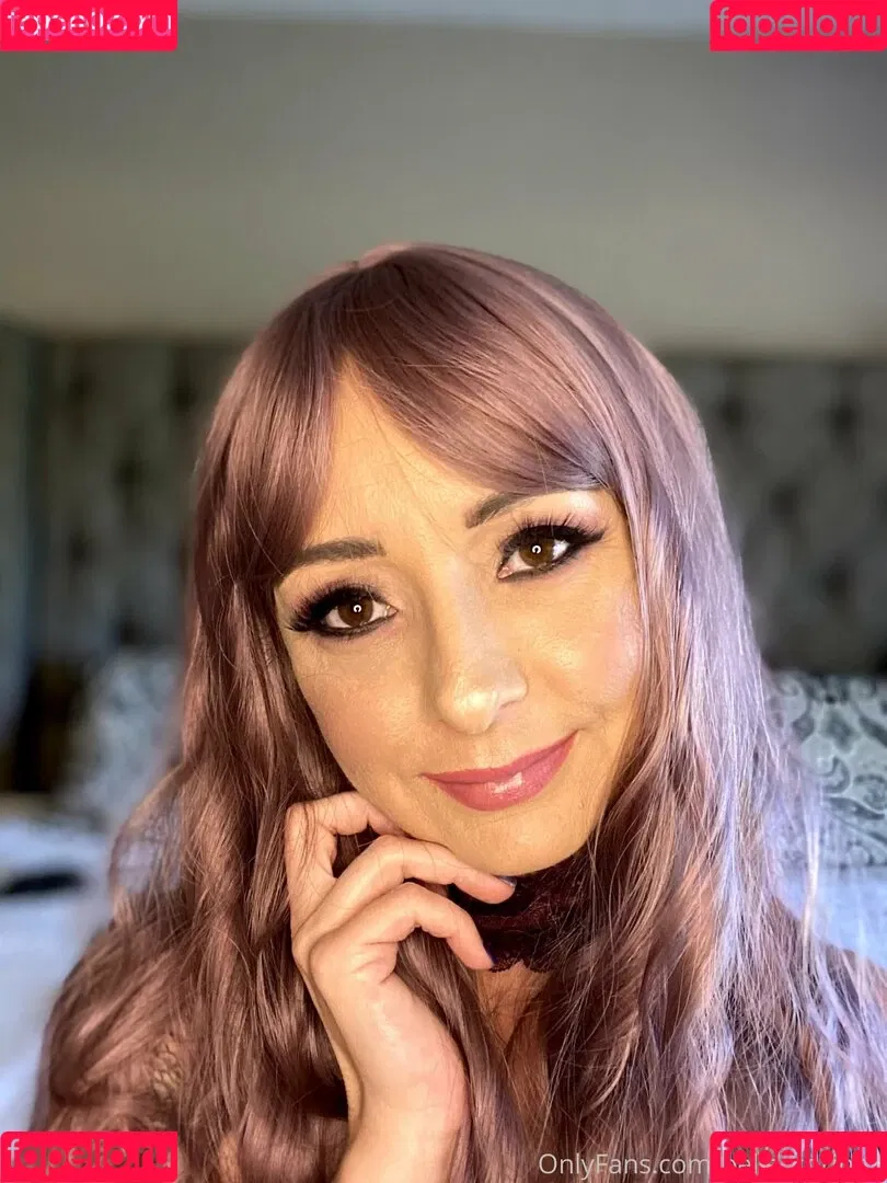 belle_corinne Onlyfans Photo Gallery 