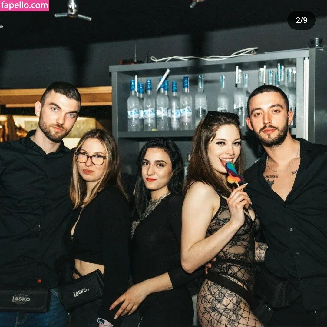 Mariborcanke Onlyfans Photo Gallery 