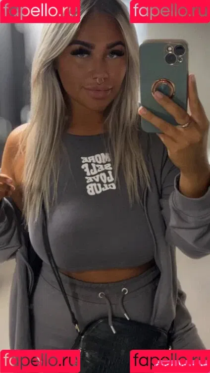 Nicole Barker Onlyfans Photo Gallery 