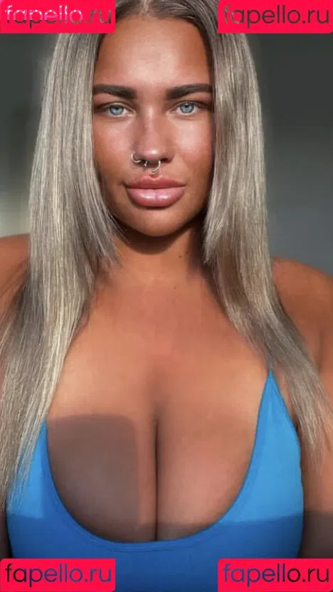 Nicole Barker Onlyfans Photo Gallery 