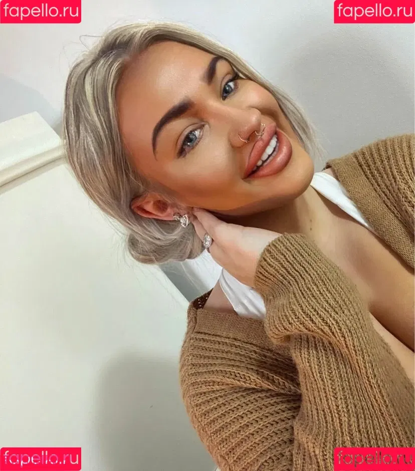 Nicole Barker Onlyfans Photo Gallery 