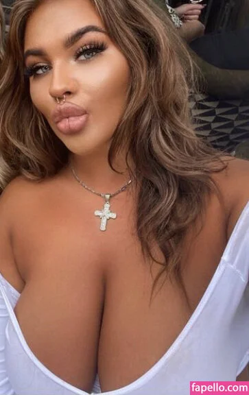 Nicole Barker Onlyfans Photo Gallery 